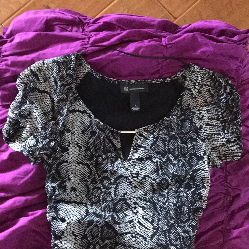 Shirt - Picture 2 of 6
